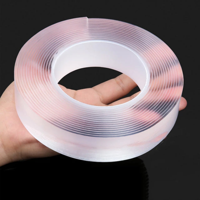 Ce nouveau adhésive permet de coller et décoller vos accessoires comme téléphone, brosses à dents, Porte clé, télécommande, stylos.  Ce produit super puissant, lavable et réutilisable offre une infinité d'utilisations potentielles. Lavable et adapté à l'eau permet d'être accrocher des objets dans des endroits humides.  Il est facilement amovible et n'endommagera pas vos murs ou vos surfaces.